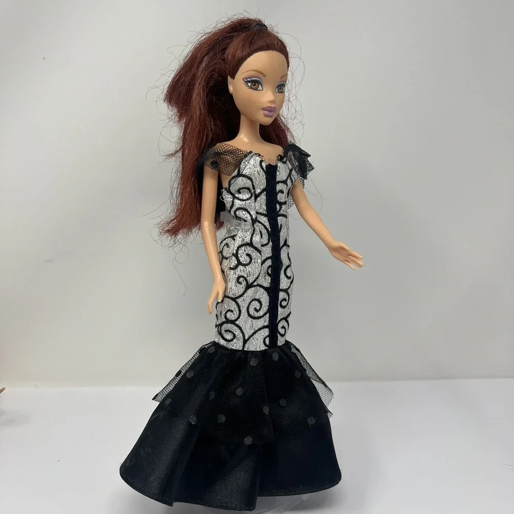 My Scene Barbie Doll CHELSEA Straight Reddish Brown Hair and Brown‎ Eyes
